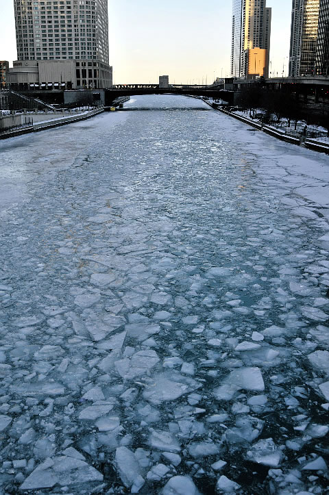 シカゴ川の流氷