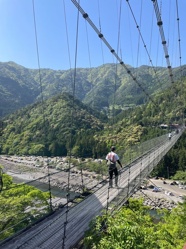 谷瀬のつり橋